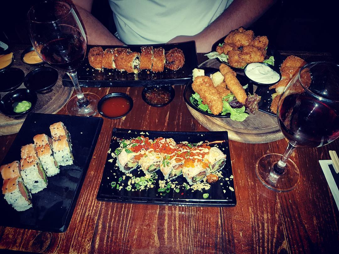 Kanki suhsi near bograshov beach in Tel Aviv serves a sushi roll with melted cheese